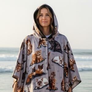 Black Mountain Cape Womens One Size Plus Gray Fleece Hooded Cat Print Poncho